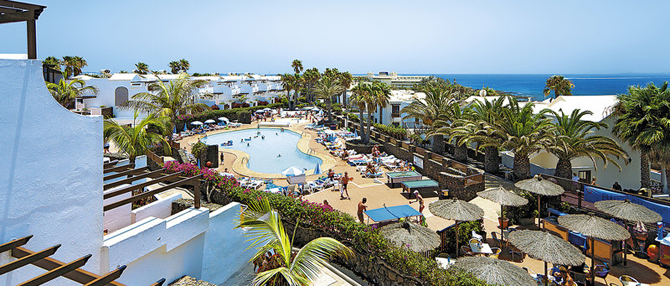 FAMILY LIFE Flamingo Beach
